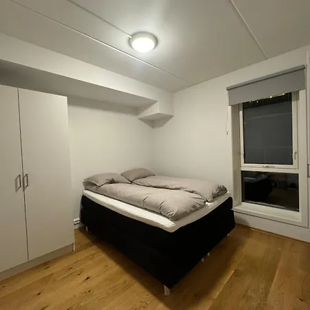 Eksklusiv 3-roms I *